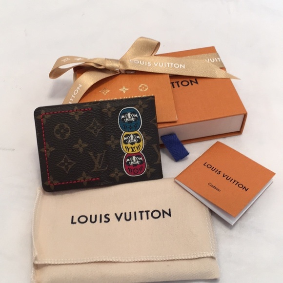 AUTHENTIC Louis Vuitton Kabuki mirror - Picture 2 of 7